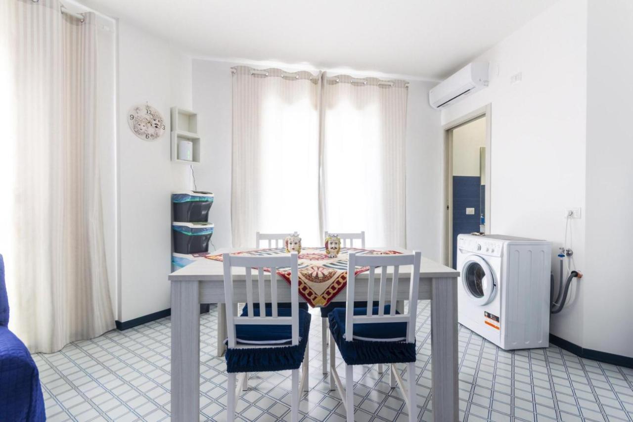 Recanati Seaside Apartment Giardini Naxos Ngoại thất bức ảnh